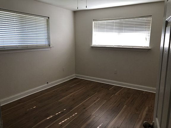 4th image of 8712 Livingston Ave Unit F