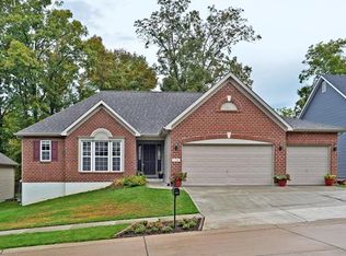 1230 Spring Lilly Dr, High Ridge, MO 63049
