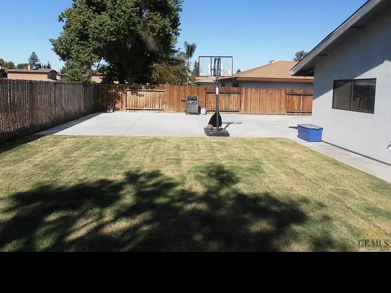 3401 Flagstaff Way — Photo 9
