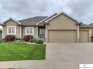 8112 S 155th Ave, Omaha, NE 68138