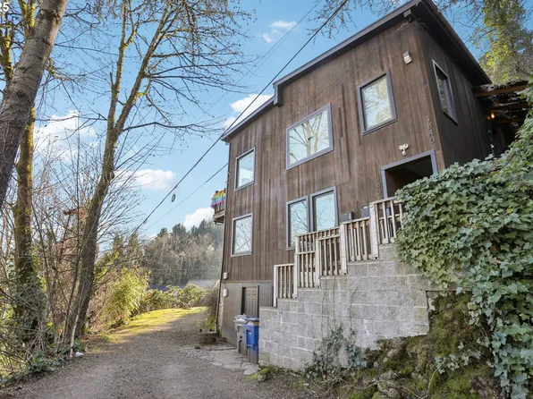 1838 SW Mill Street Ter, Portland, OR 97201