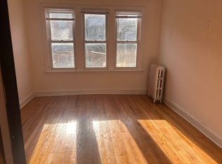 4915 W Berteau Ave #1, Chicago, IL 60641