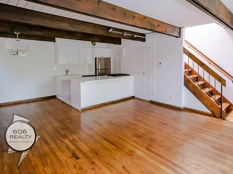 1201 W Belden Ave #5 — Photo 3
