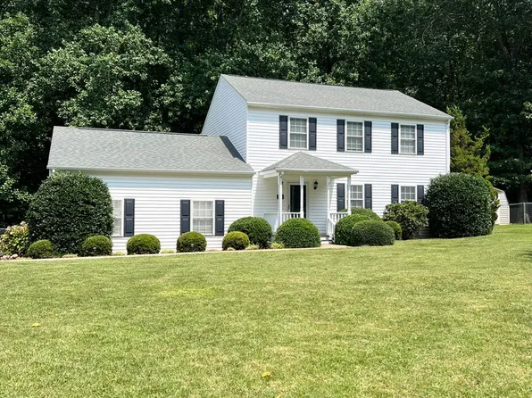 108 Fieldstone Ct, Lynchburg, VA 24502