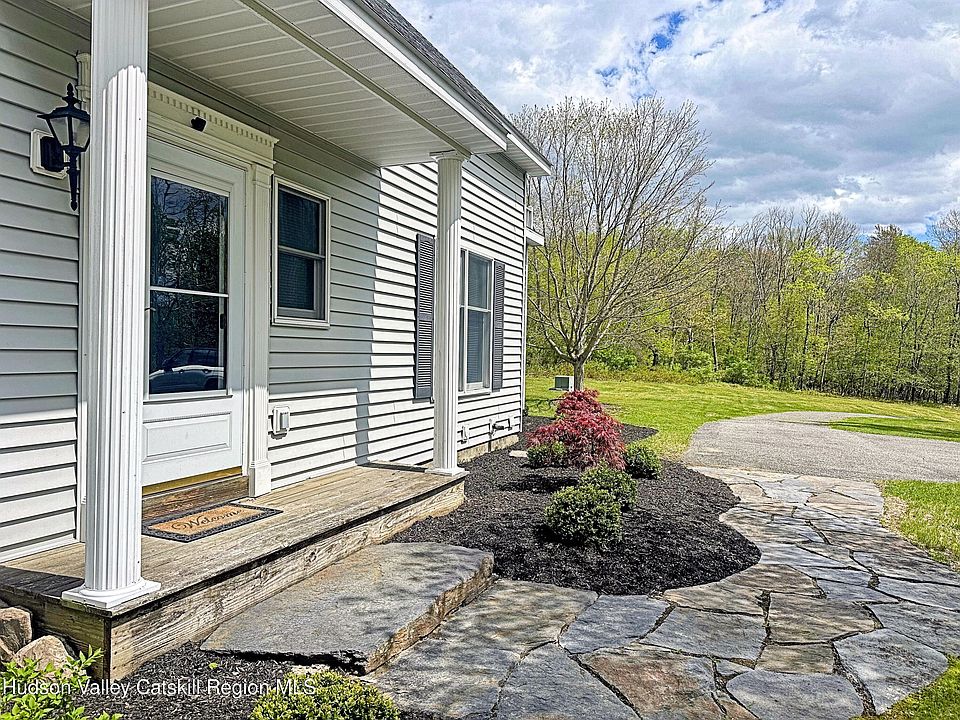 1st image of 416 Whippoorwill Road