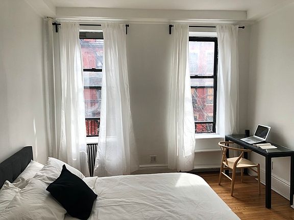 4th image of 445 E 78th St #4