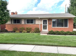 36548 Roycroft St, Livonia, MI 48154