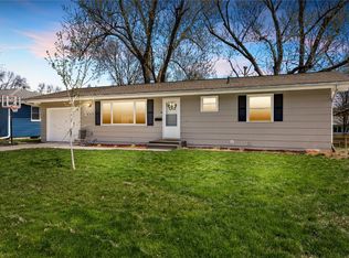 608 35th St SE, Cedar Rapids, IA 52403