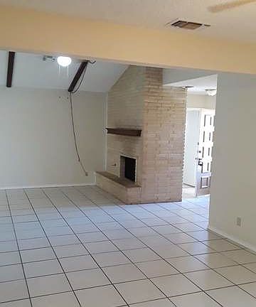 3rd image of 129 Andorra Dr