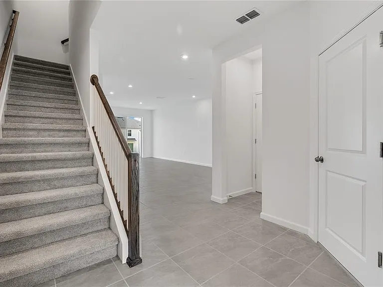 1187 Boardwalk Pl — Photo 3