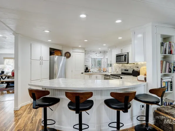 9390 W Ustick Rd Trlr 64, Boise, ID 83704