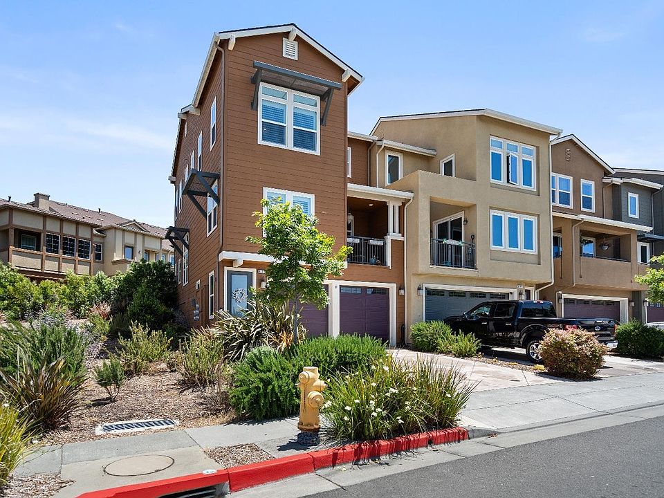 1st image of 636 Jade Street