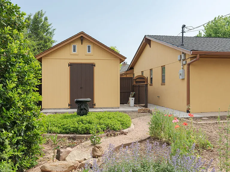 3121 Kent Dr — Photo 53