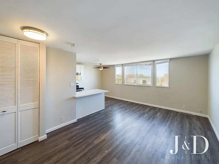 Newly Renovated Units Near the Beach with Parking — Photo 13