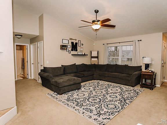 3rd image of 2510 Blakemoore Dr