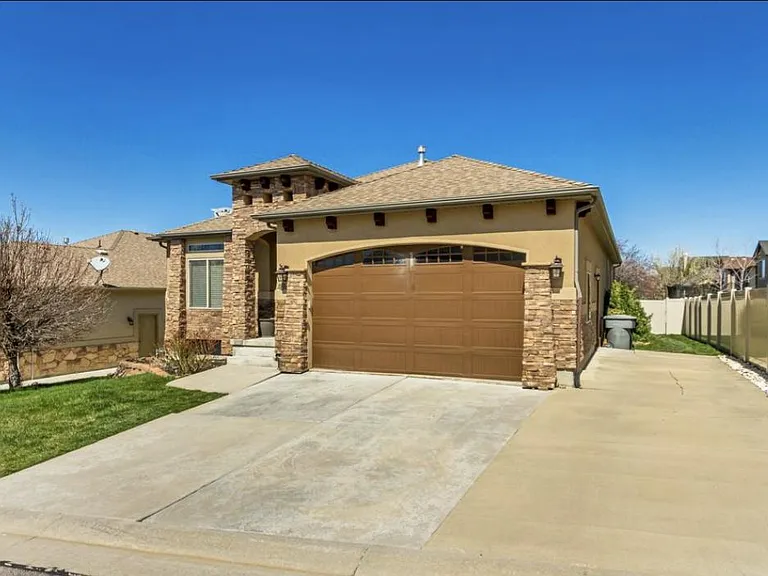 498 W Aspen Peak Dr — Photo 2