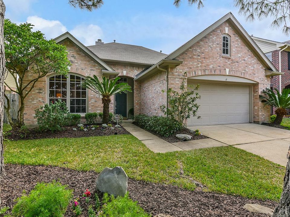 1st image of 2118 Diamond Brook Dr