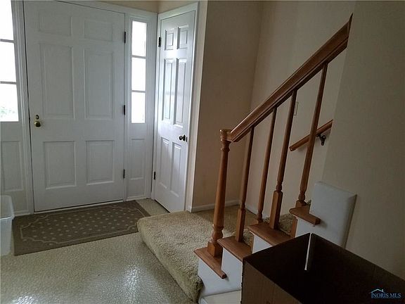 3rd image of 324 Sycamore Ln