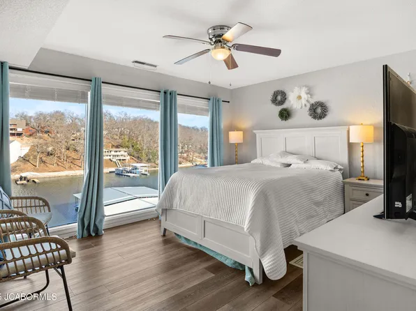 233 Indian Pointe #233, Osage Beach, MO 65065