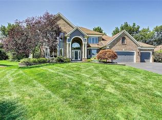 36 Mount Liberty Dr, Penfield, NY