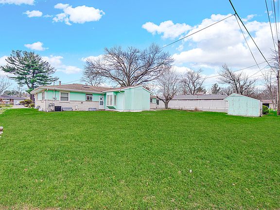 2nd image of 3606 E 34th Pl