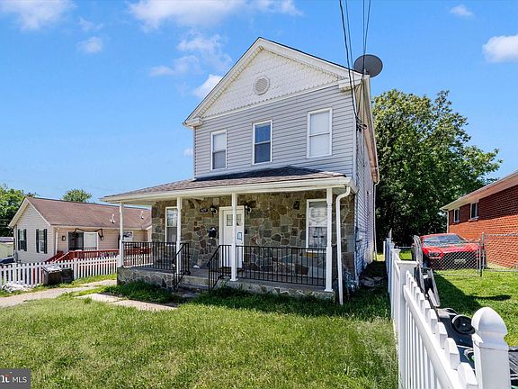4th image of 6211 Foote St