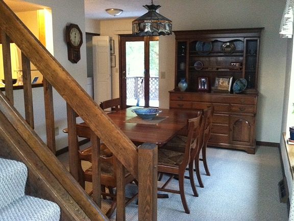 4th image of 111 Garnett Ln