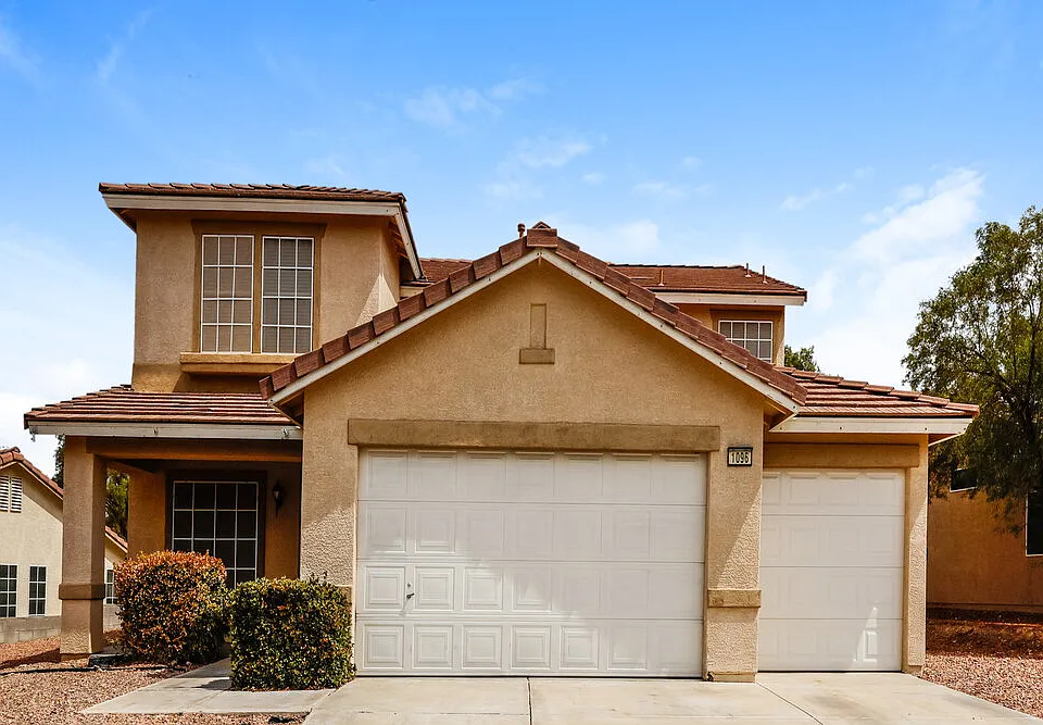 1096 Pincay Dr