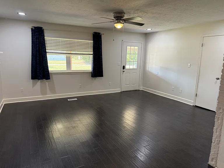 18520 Ridge Rd — Photo 11