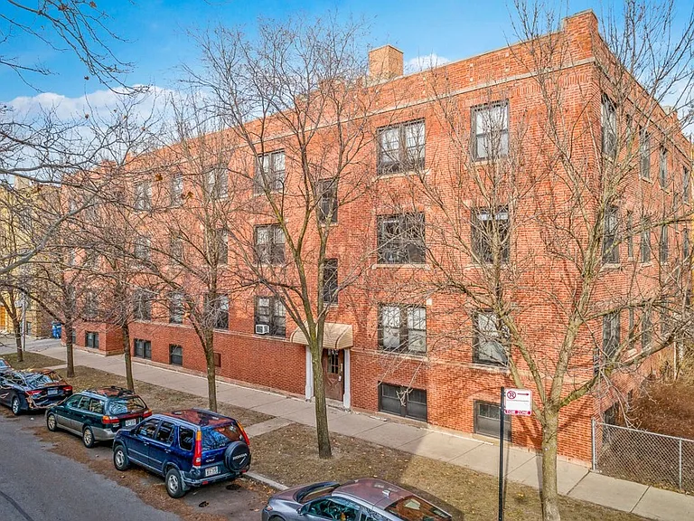 2612 W Gunnison St #1 — Photo 10