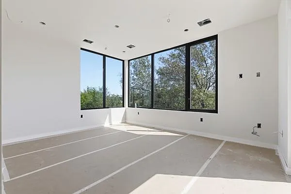1403 Barton Hills Dr #2 — Photo 25