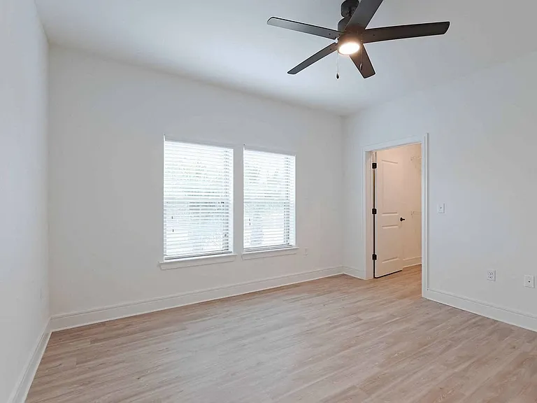 Tropia Luxury Apartments — Photo 157