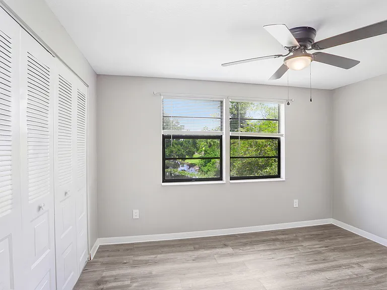 137 Hunter Lake Dr #C — Photo 12