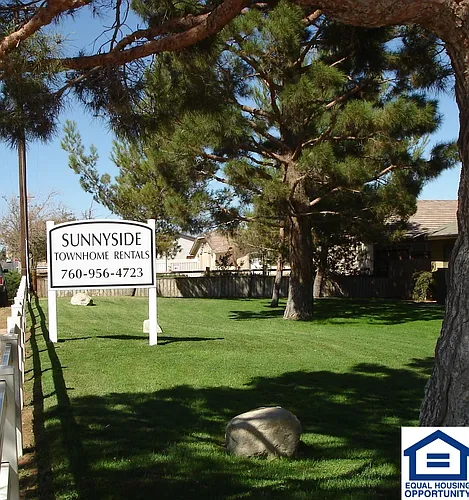 Sunnyside Townhomes Photo 1