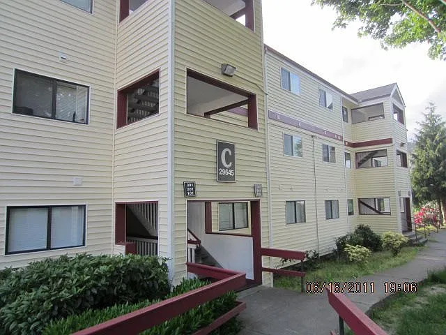 29645 18th Ave S APT C-303 photo 1