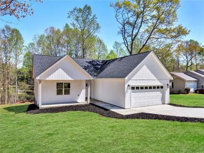203 Castlebrook Dr, Walhalla, SC, 29691