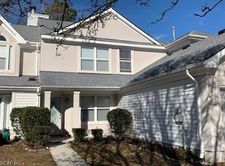 882 Royal Grove Ct, Chesapeake, VA 23320
