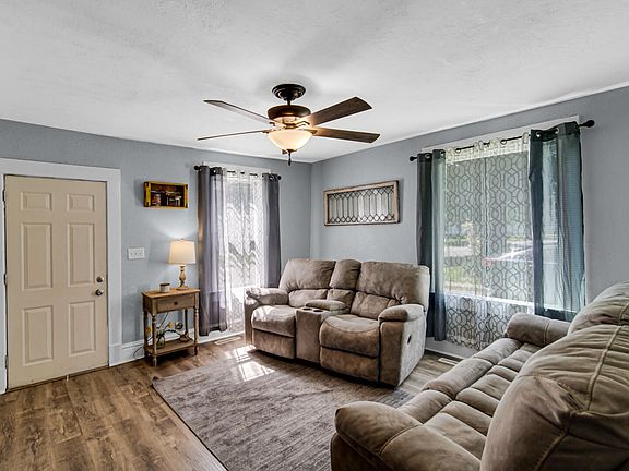 5th image of 406 C St