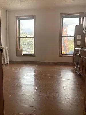 Rented by Moses Stoller, LREB | media 1