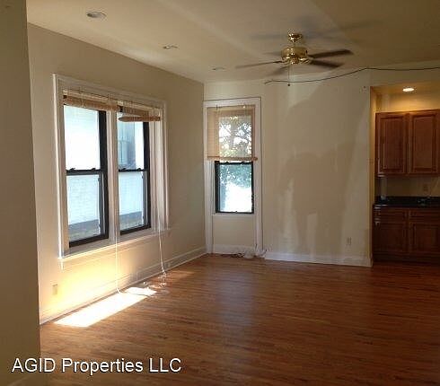 2nd image of 2613 Eden Ave