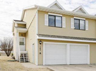 145 Prairiewood Dr S UNIT A, Fargo, ND 58103