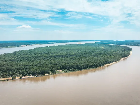 Middle Bar Is, Columbus, KY 42032