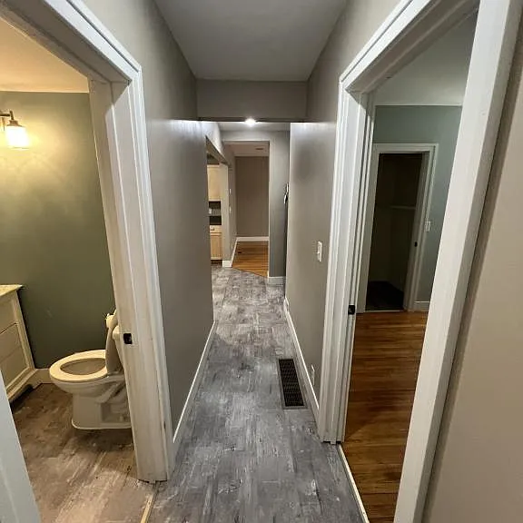 718 Locust St #4 — Photo 2