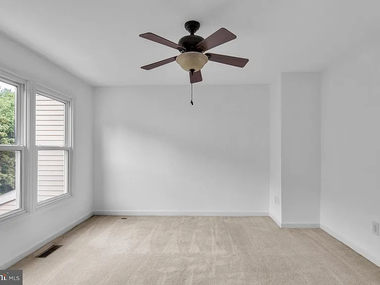 3610 Eagle Rock Ct — Photo 23