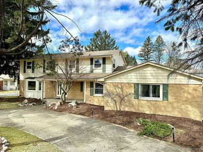 30511 Club House Ln, Farmington Hills, MI, 48334
