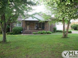 3238 Lakeshore Dr, Old Hickory, TN 37138