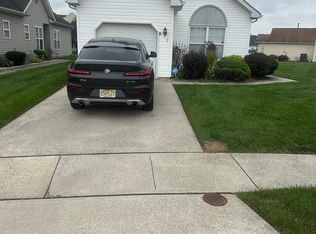 2 Vermont Cir, Beverly, NJ 08010