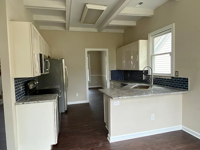 Newly Renovated Kitchen