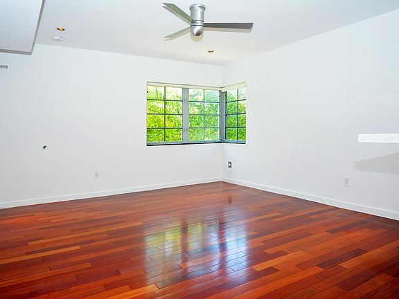 4th image of 1057 15th St