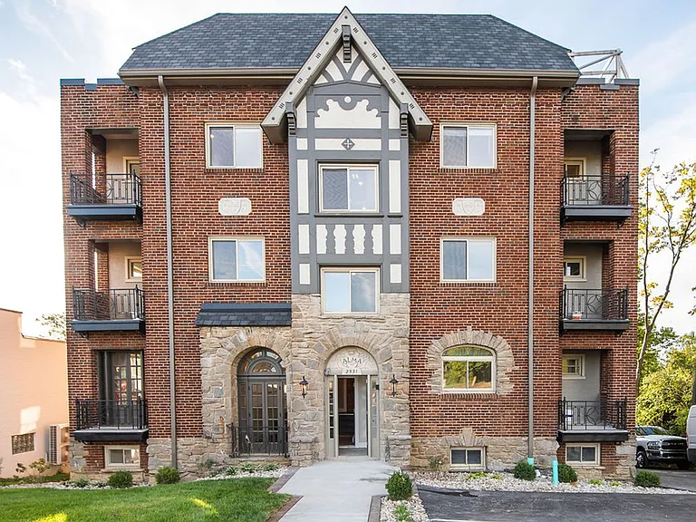 Renovated Units in Ft Mitchell — Photo 26